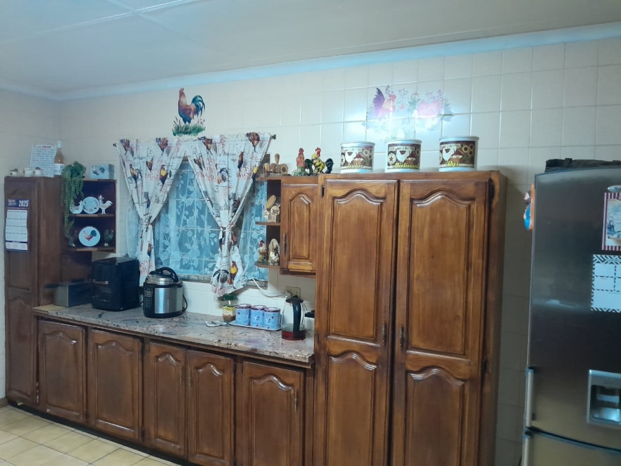 4 Bedroom Property for Sale in Deneysville Free State